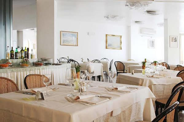 Hotel Torremaura Milano Marittima Dış mekan fotoğraf
